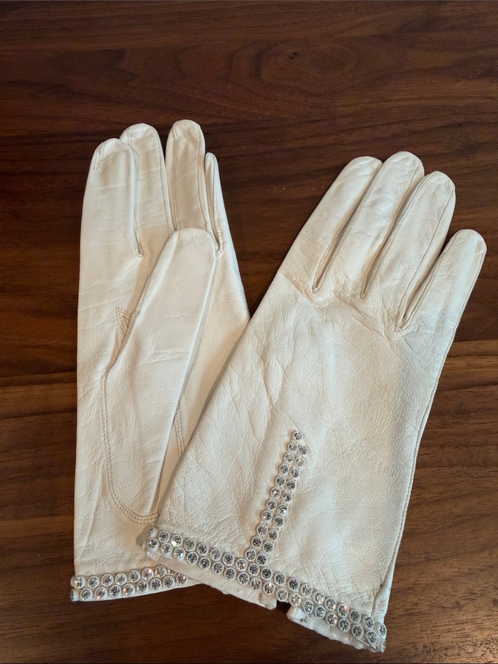 Vintage Women's White Leather Gloves w/ Crystal Embellishments - Bonwit Teller